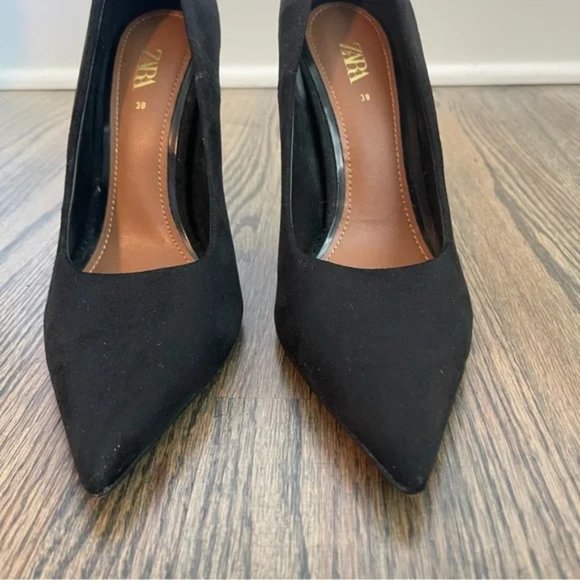 Zara black faux suede tortoise shell heels - Picture 3 of 5